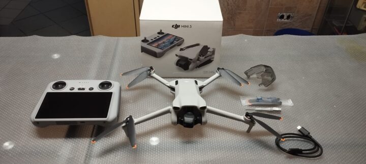 Dji Mini 3 RC -Cicli Batteria 16 -Garanzia Dji fino a 04/2027