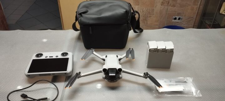 DJI Mini 3 Pro RC +Kit Combo -Perfetto - Garanzia