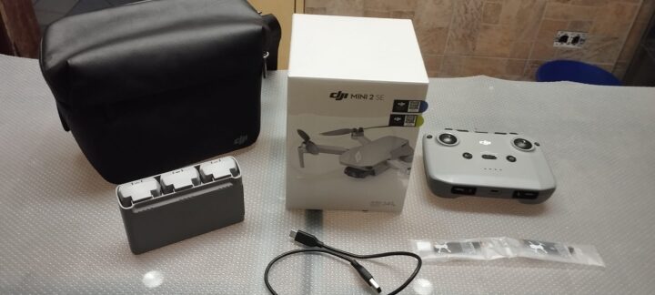 DJI Mini 2 SE Fly More Combo - Drone Nuovo - Garanzia