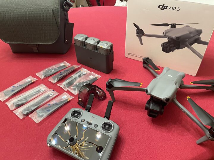 DJI Air 3 Fly More Combo (DJI RC 2) - Permutiamo il tuo Usato