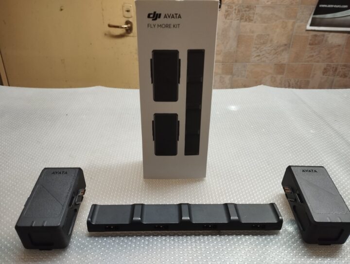 DJI Avata Fly More Kit - Buono stato