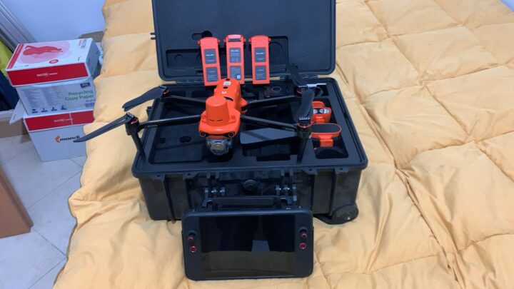 Autel Evo 2 Pro Enterprise V2 + Smart controller 7,9",3 Batterie -Perfetto Stato