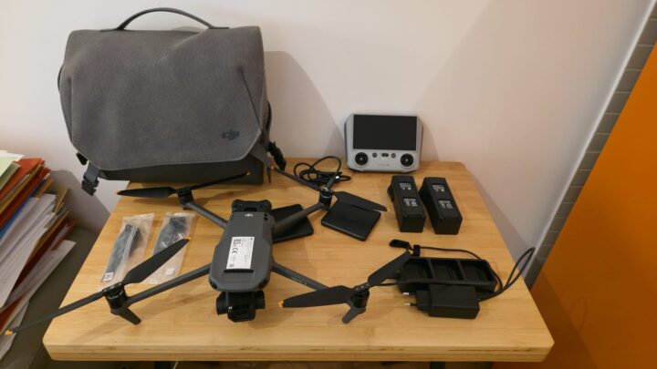 DJI Mavic 3 Fly More Combo + Rc - Ottimo Stato - Permutiamo il tuo Usato
