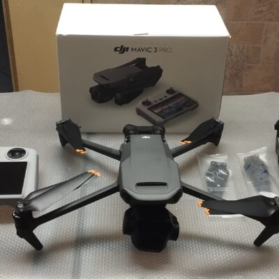 DJI Mavic 3 Pro (DJI RC) - Ottimo Stato