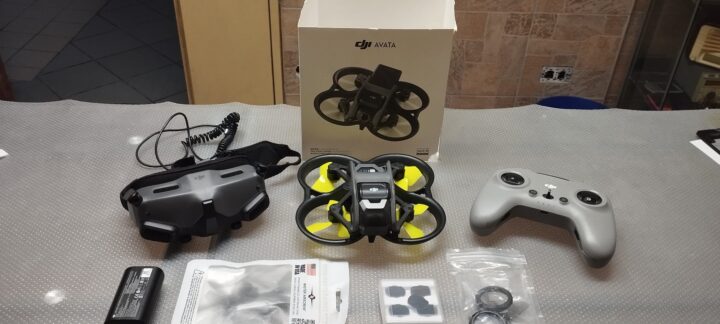 DJI Avata Pro-View + Remote controller 2 -Garanzia