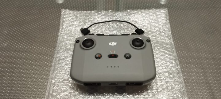 DJI RC-N2 -Pari al Nuovo (radiocomando Air 3S / Air 3 / Mini 4 Pro / Neo / Flip)