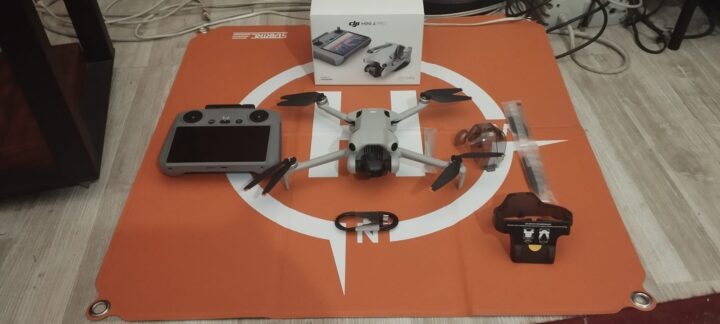 DJI Mini 4 Pro (DJI RC 2) -Cicli Batteria 8 -Pari al Nuovo