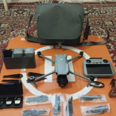 DJI Air 3S Combo (DJI RC 2) - Cicli Batteria 0/0/1 - Pari al Nuovo -Garanzia della Casa